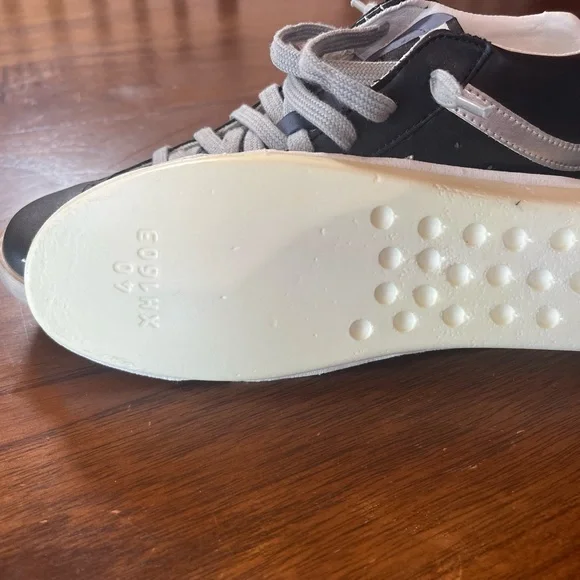 Golden Goose Black and Silver Glitter Sneakers - Picture 8 of 8